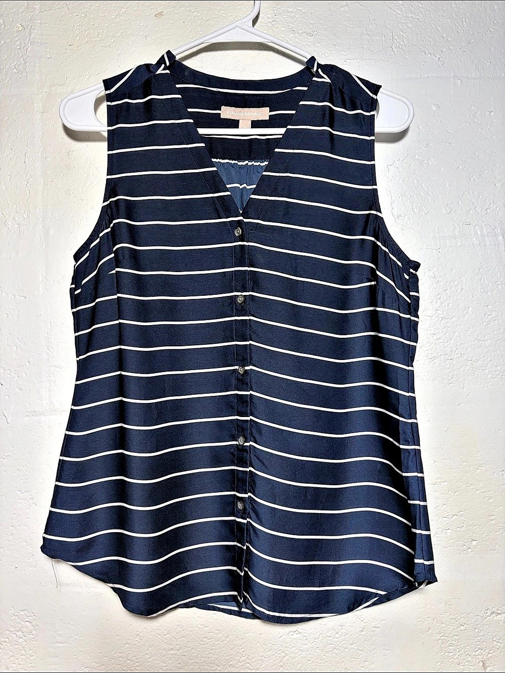 Banana Republic Striped Sleeveless Blouse Blue & White small